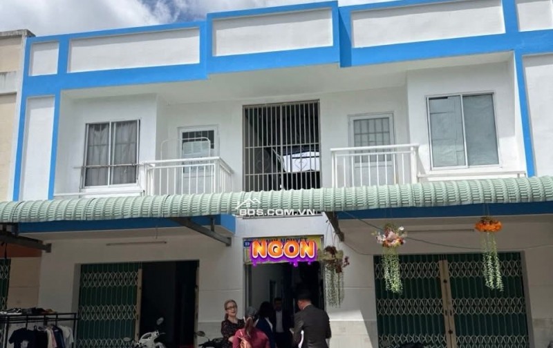 Bán nhà ngay Khu Công Nghiệp Becamex Bàu Bàng, khu dân cư đông đúc